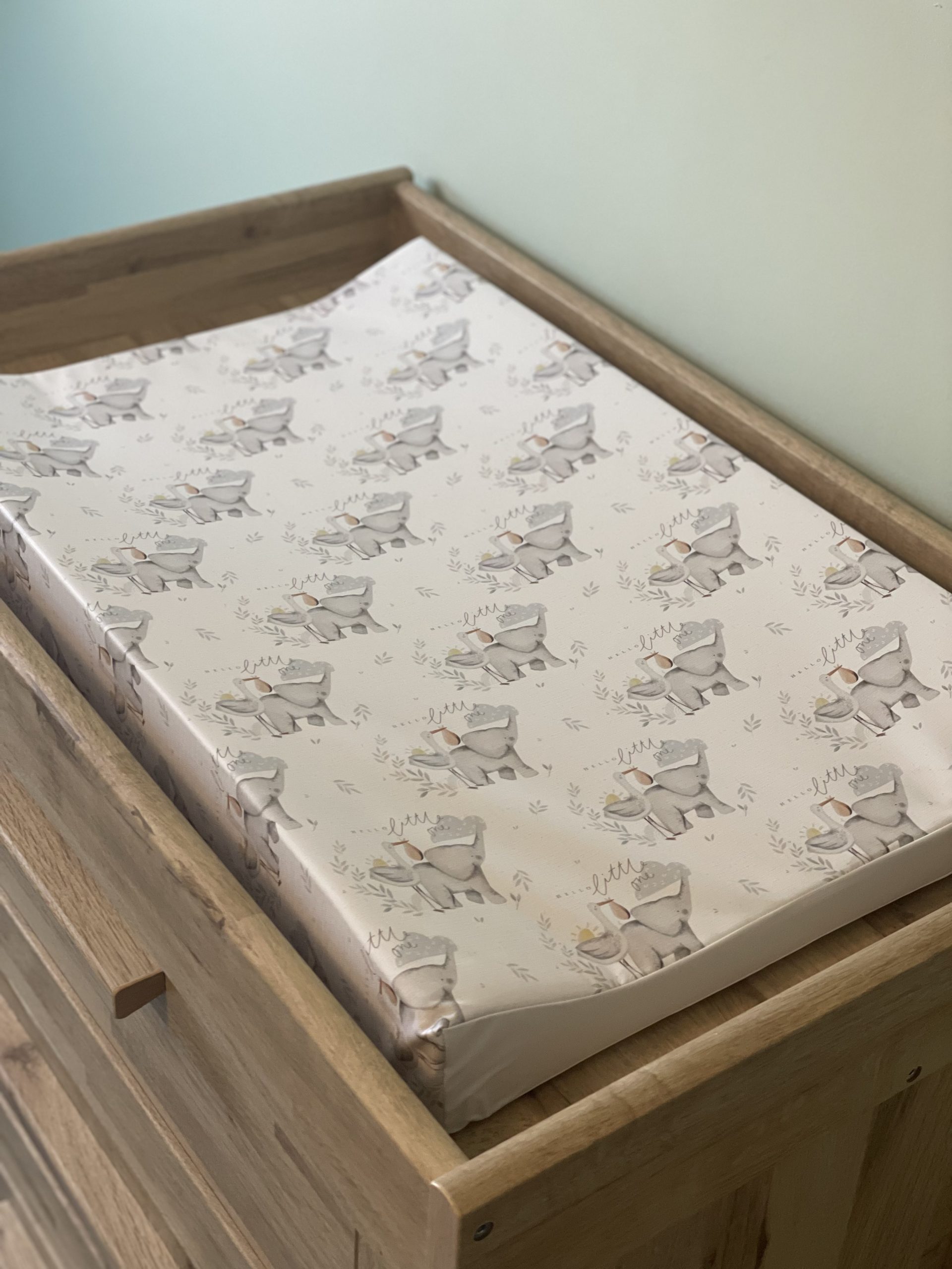 Hello Little One Anti-Roll Changing Mat - Image 2
