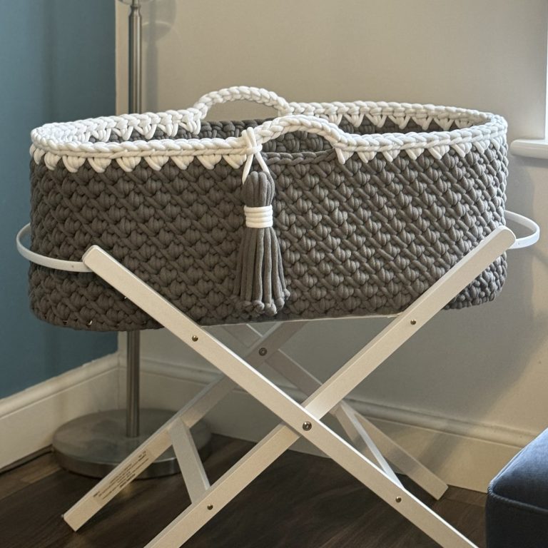 Infinity Crochet Moses Basket Tutorial - Three Little Cubs